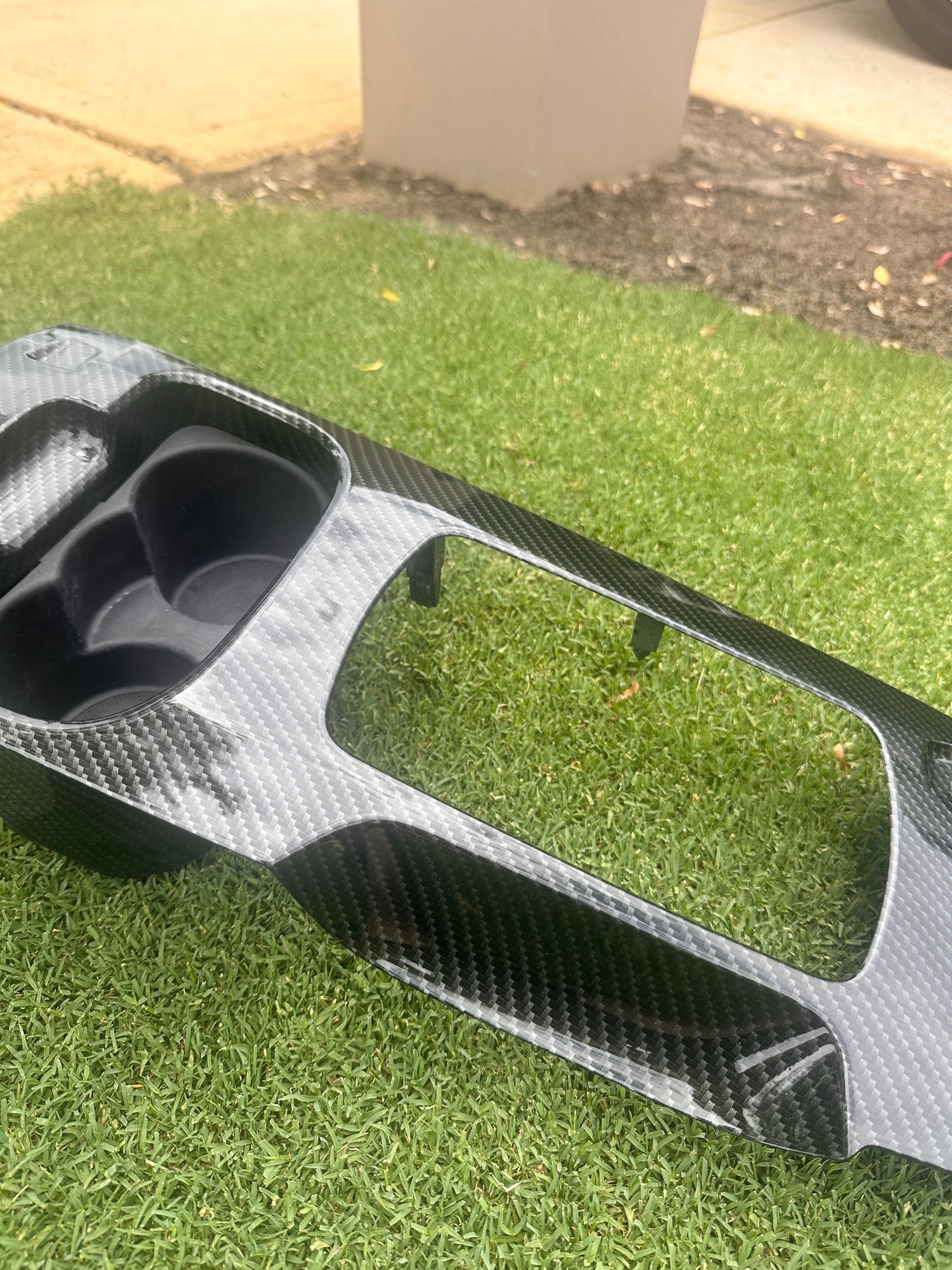 Ford Falcon FG - Carbon Fibre Hydrodipped Shifter Surround